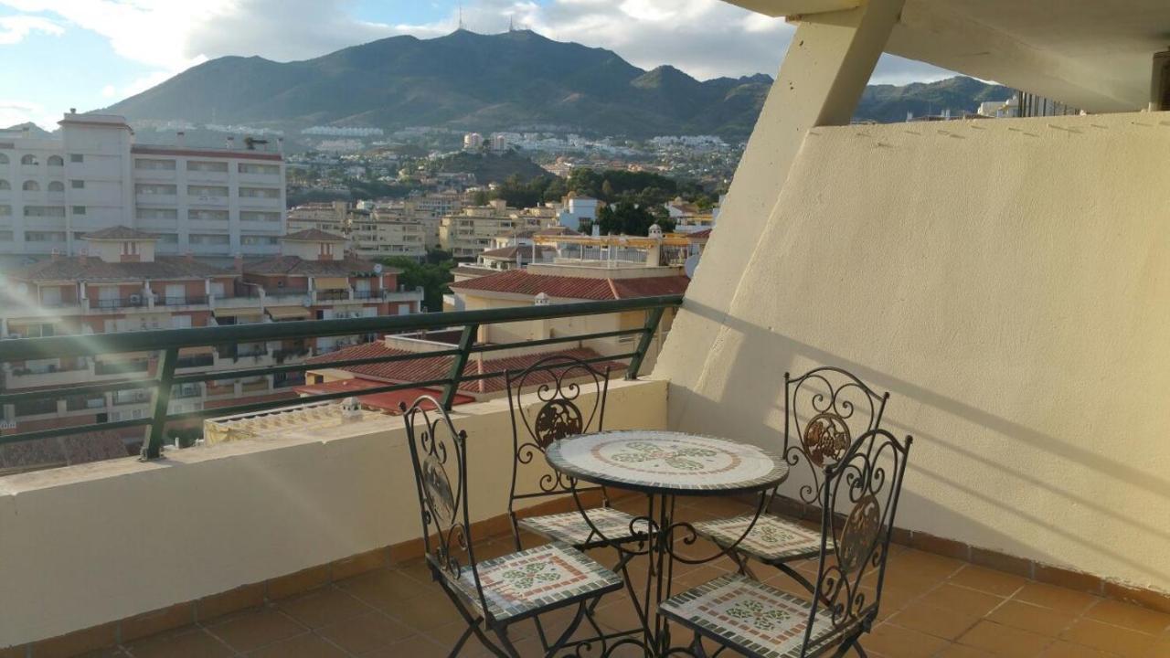 Atico 3 Habitaciones Benalmadena Costa Con Jacuzzi Y Barbacoa Privado Kültér fotó